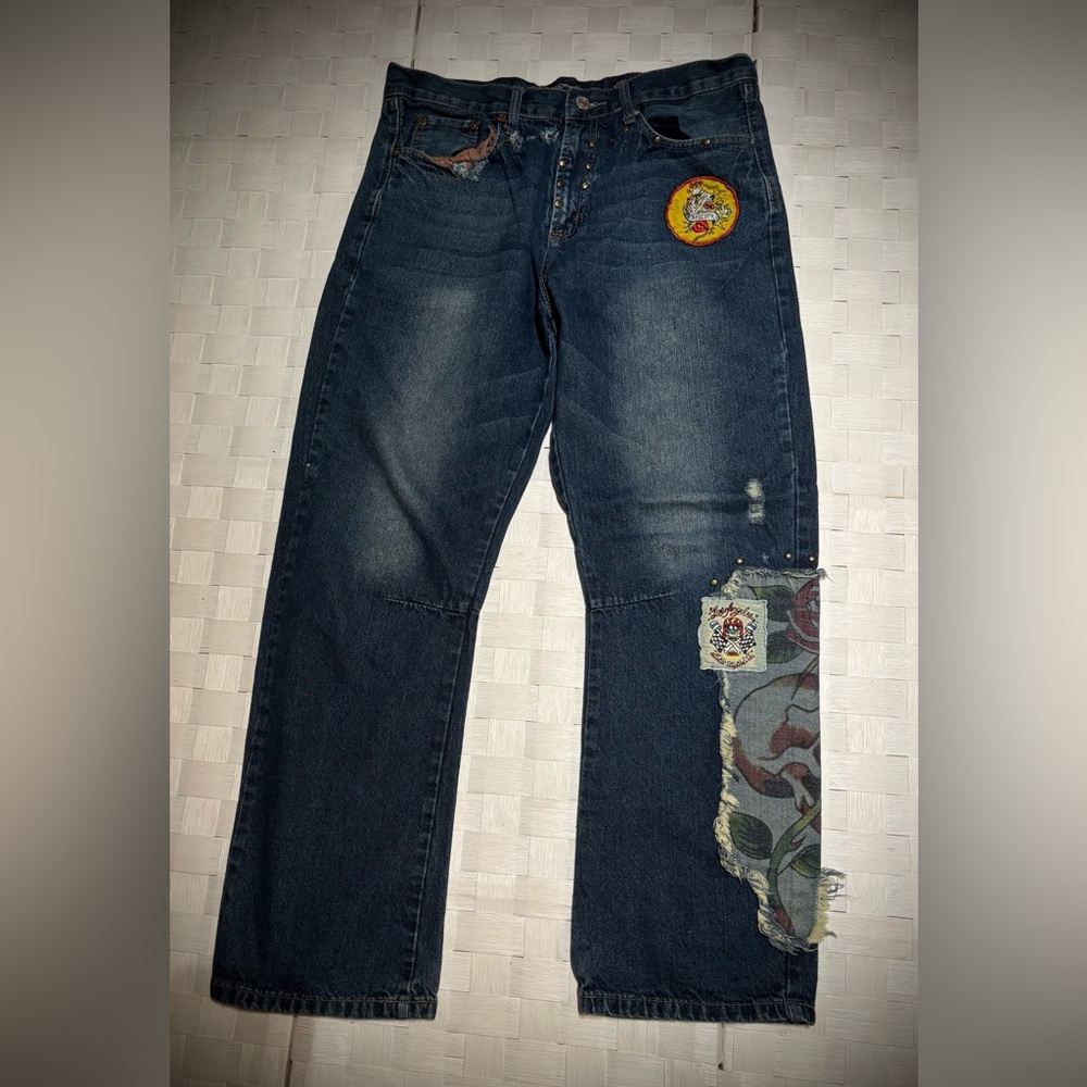 Ed Hardy Dark Blue Jeans with Red Heart & Multicolor Embroidered Skull Patches - Picture 4 of 9
